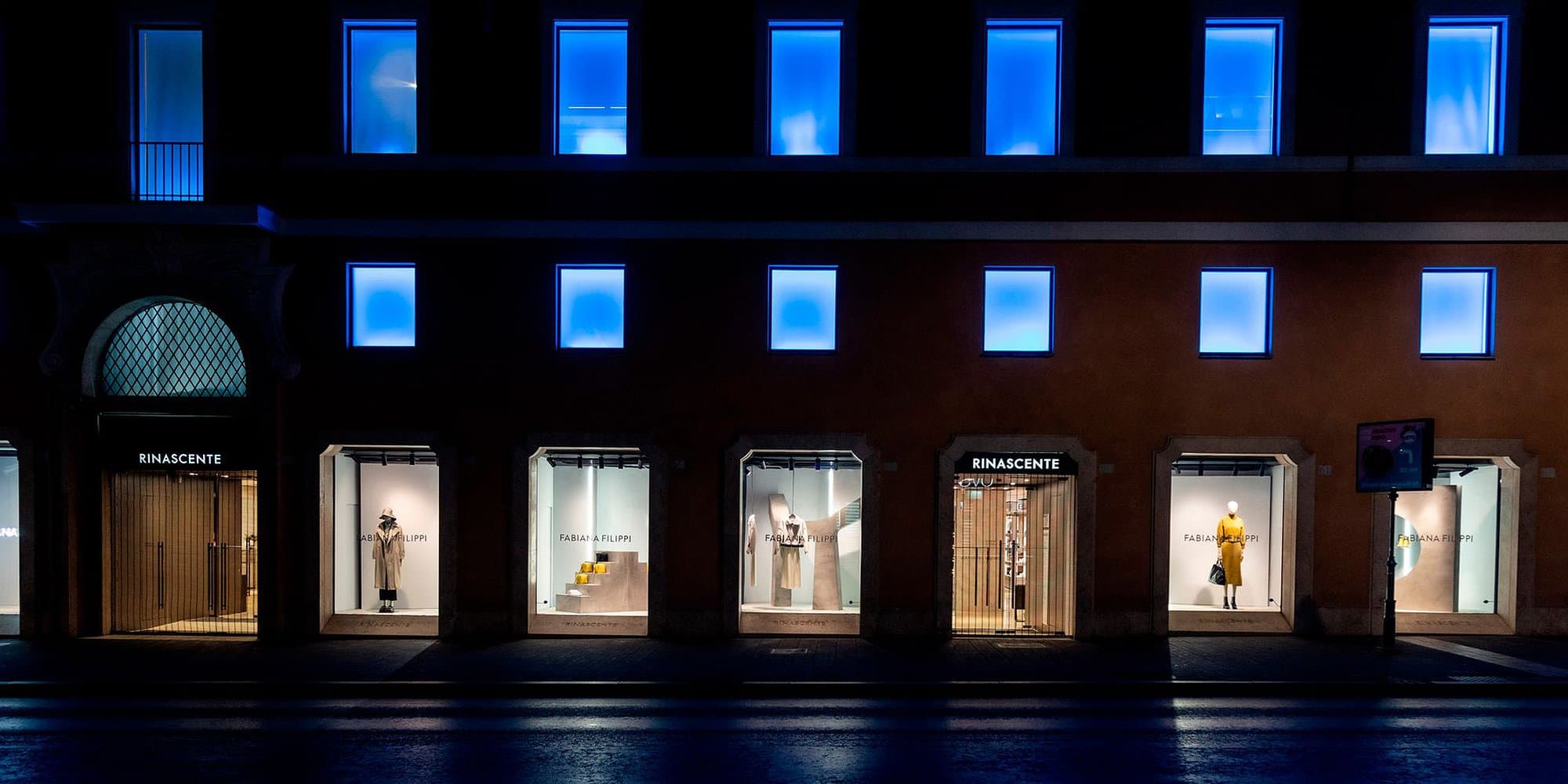 Rinascente Window Takeover